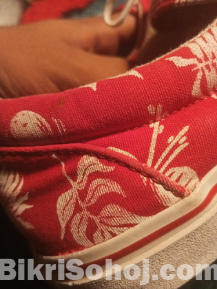 Vans Red Edition Floral